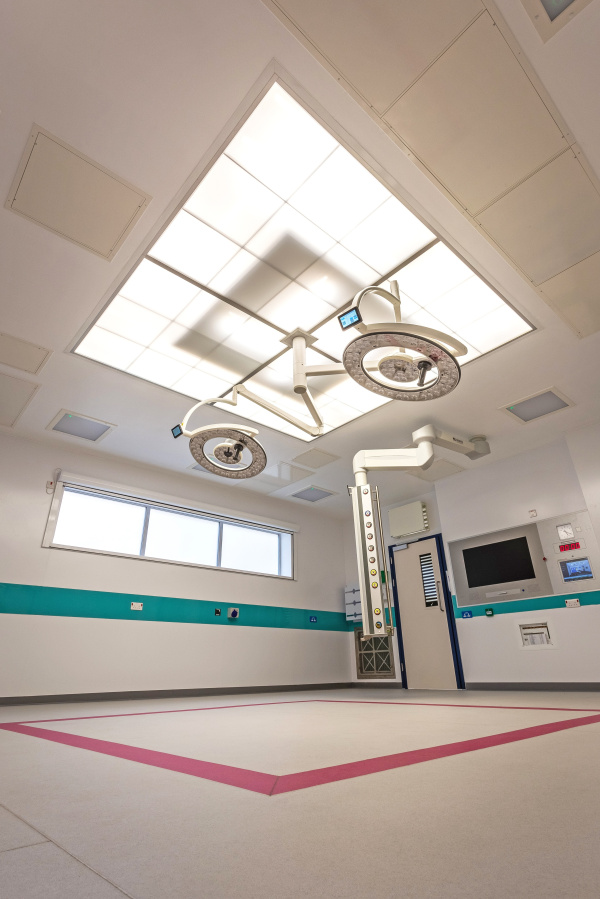 UHS Ultra Clean Theatre 5