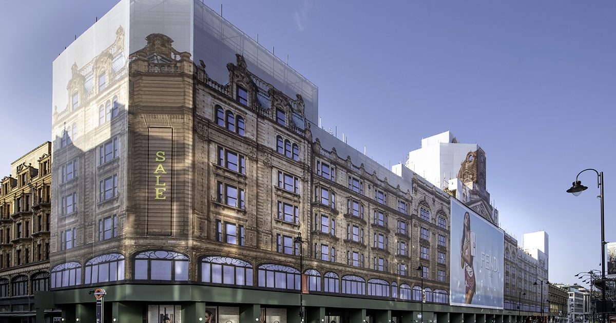 Harrods - Harrods　ルネ　フォクシー Yayoi Kusama turns Harrods into a canvas for new Louis