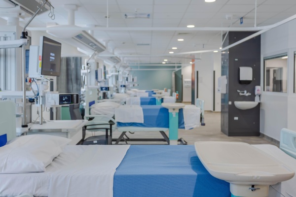 ICHT Hammersmith Hospital Jones Ward 3